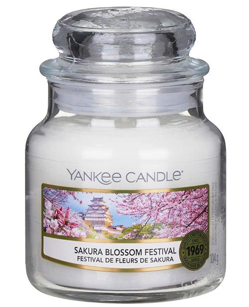Yankee Candle Sakura Blossom Small Jar Retail Box